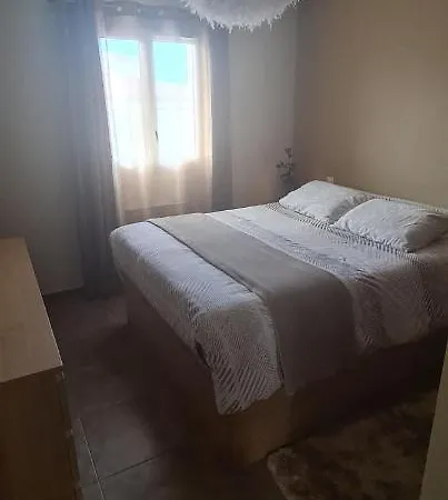 Hébergement de vacances Superbe T2 exposé sud/est Lucciana (Corsica)